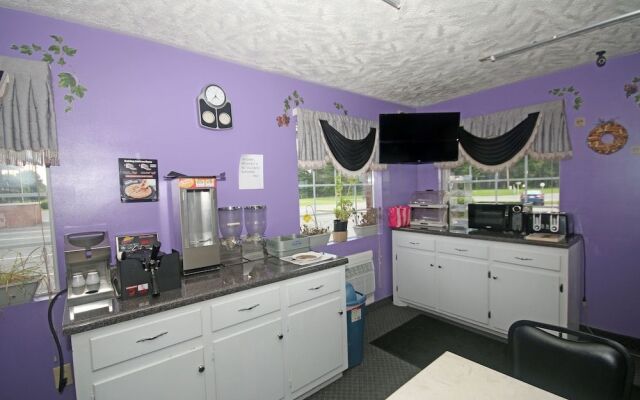 Surry Inn - Dobson - I-77 - Exit 93