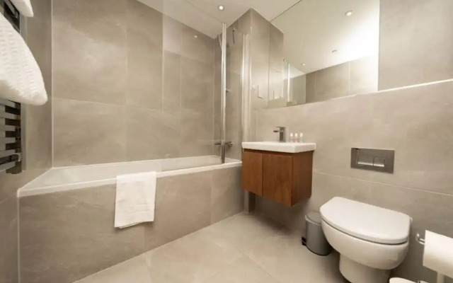 The Hampstead Hideout Glamorous 3bdr Flat With Balcony