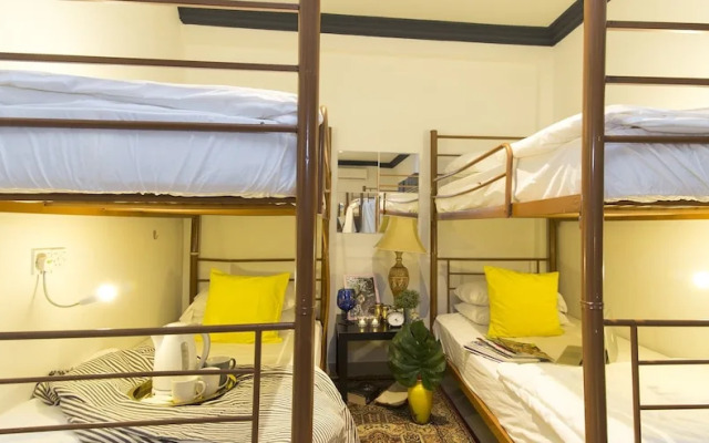 ZEN Hostel The Bed Station