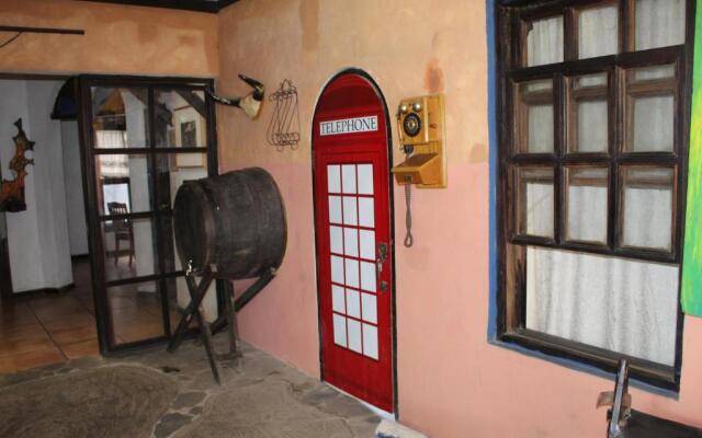 Hostal Villa El Campanario