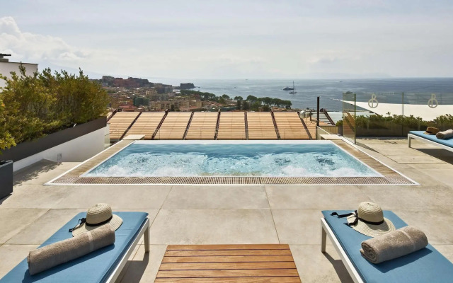 De Bonart Naples, Curio Collection by Hilton