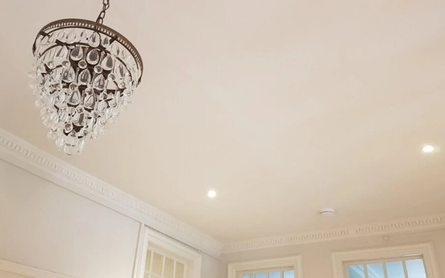 Grand Edinburgh Castlehill Apartment