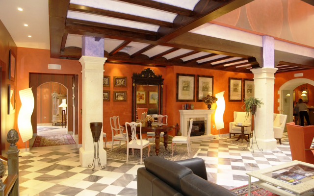 Soho Boutique Vistahermosa