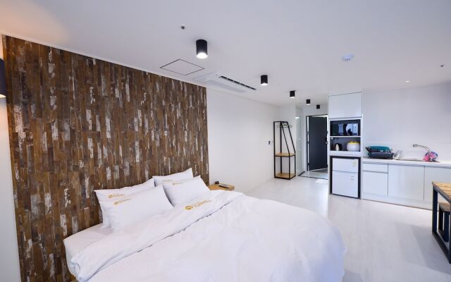 Yeosu Sun Hill SPA Pension