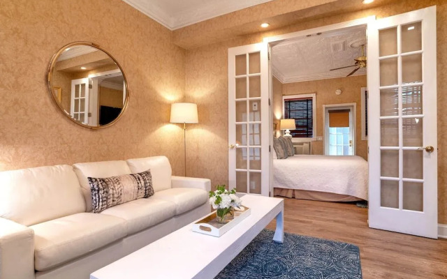 Chateau Inn and Suites