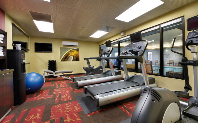 Courtyard by Marriott Mishawaka-University Area