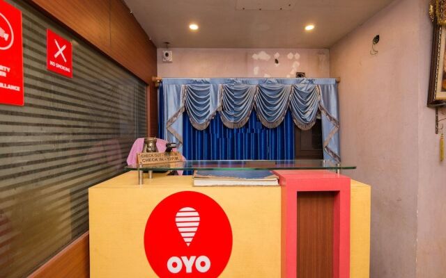 OYO 12803 Moon Light Hotel