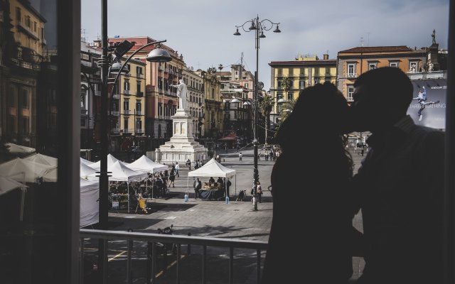 Le 4 Stagioni Dante H Napoli Centro