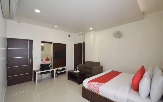 OYO 7110 Hotel Prince