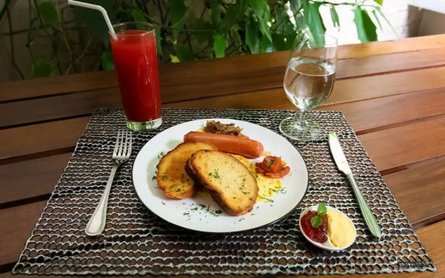 Hotel Mirissa Regent