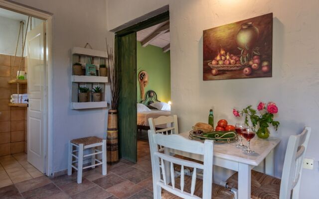 Ilyessa Cottages