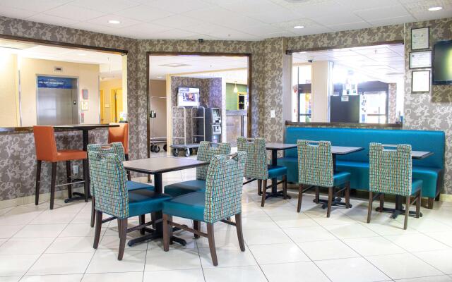 Best Western Plus Richmond Hill Inn