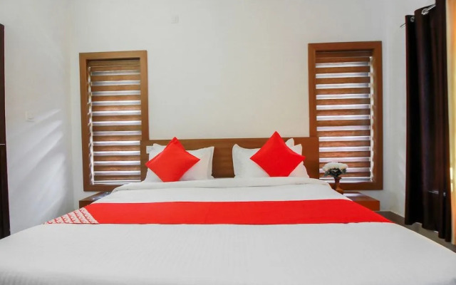 OYO 25109 Pooppas Villas