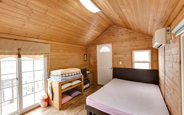 Yeongdeok Darnim Pension