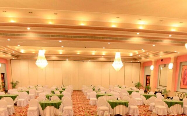 Hotel Swosti Premium