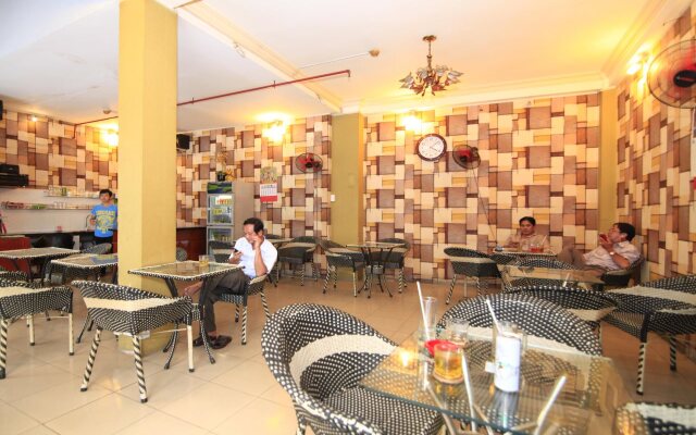 Truong Giang Hotel