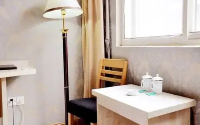 Qingdao Four Seasons Sunshine Business Hotel
