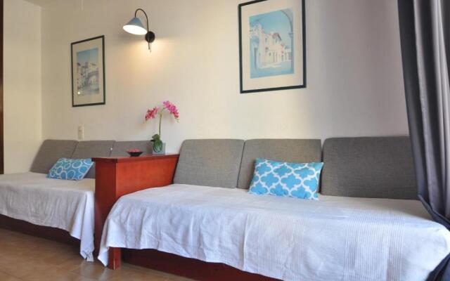 RNET - Puerto Simona 26 - Roses Costa Brava