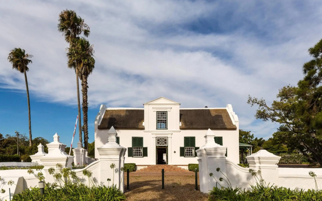 Protea Hotel by Marriott Cape Town Mowbray