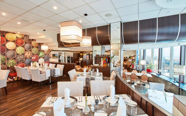 Hotel Senec Lake Resort