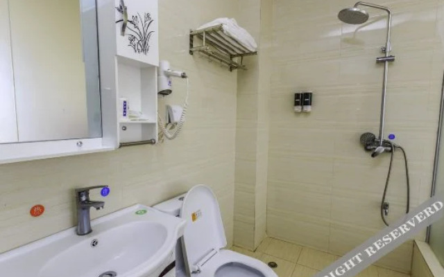 Qingding Weizhou Hotel