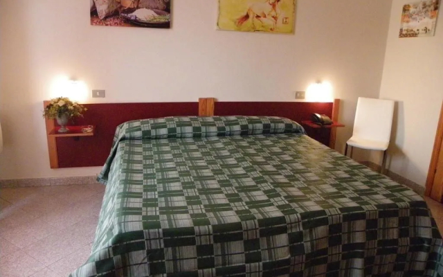 Hotel Mistral