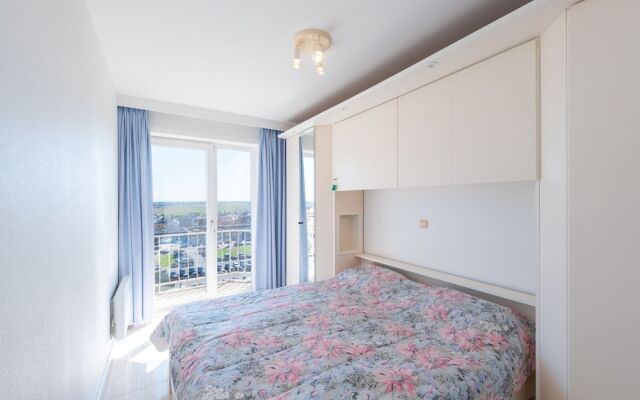 Bright Apartment With Sea-views