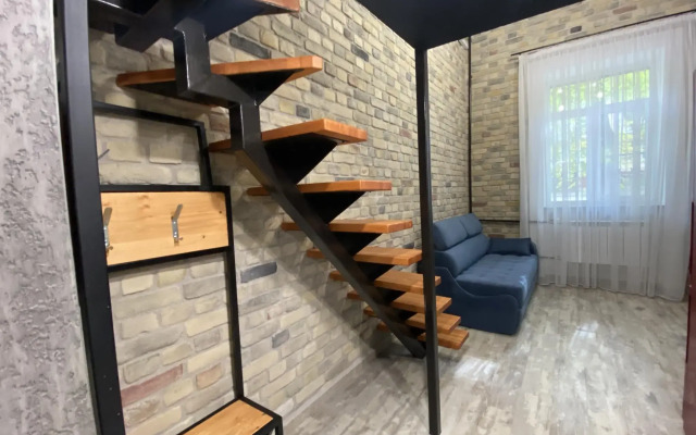 Апартаменты на улице Менжинского 5