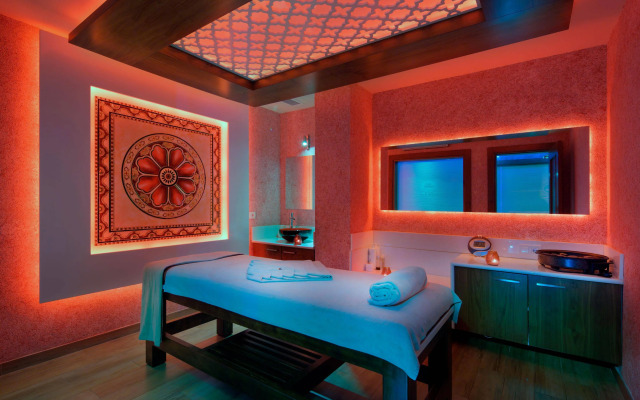 Villa Sunflower Hotel