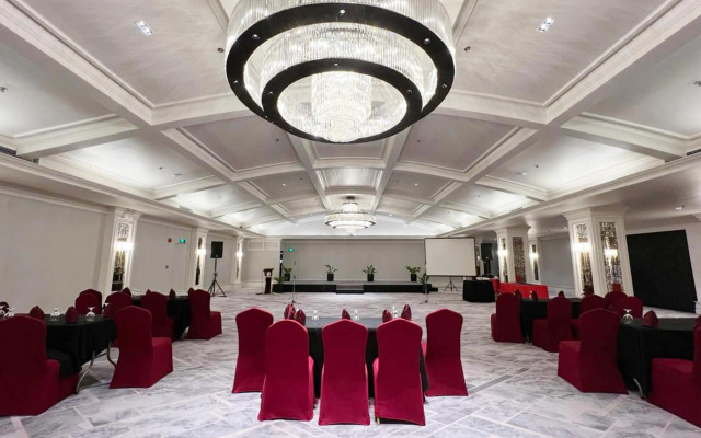 Grand Regal Hotel Davao