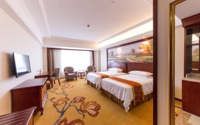 Vienna Hotel (Shanghai Songjiang Mall Miaoqian Street)