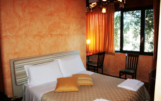 La Casa sulla Collina d'Oro