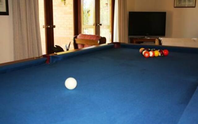 Eleebana Guest House