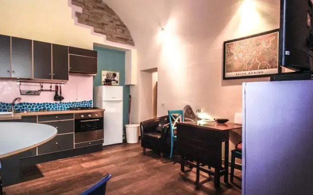 Grillo House