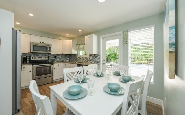 Blue Lagoon by SKLRP