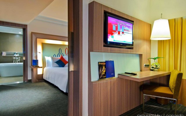 Hilton Garden Inn Bangkok Silom