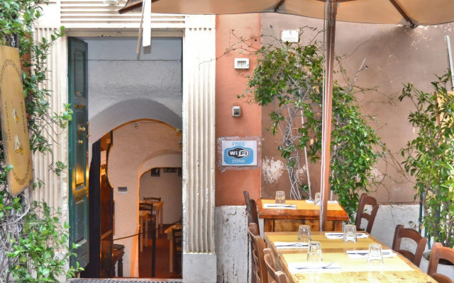 Hello Trastevere - Bed & Breakfast