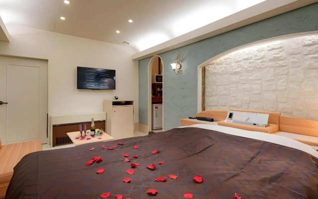 HOTEL METRO - Adult Only