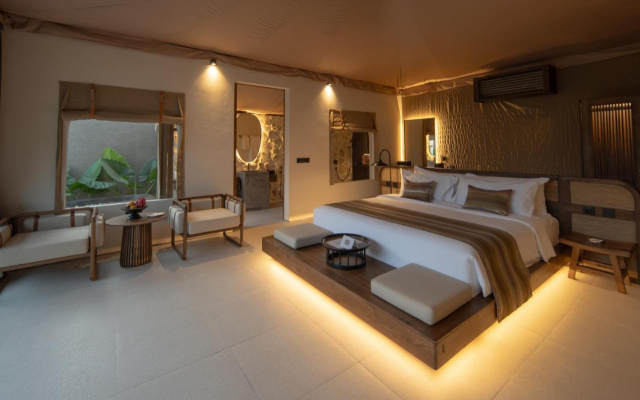 Ubud Mas Glamping Luxury Tent