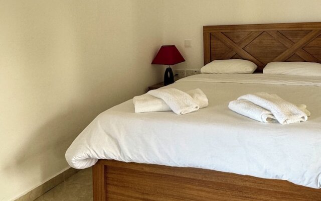 Betül Guest House