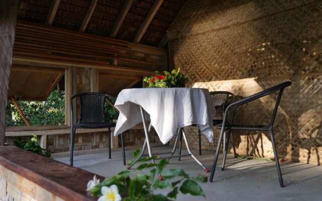 Mahun on the Lagoon Bungalows