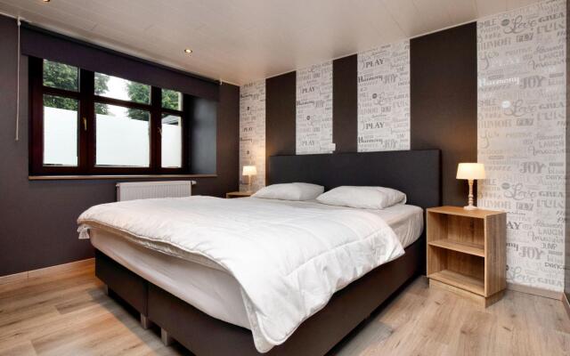 Modern Family Home With Wellness