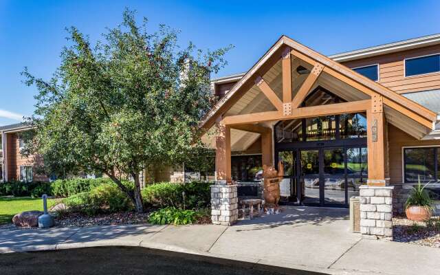 AmericInn by Wyndham Hampton