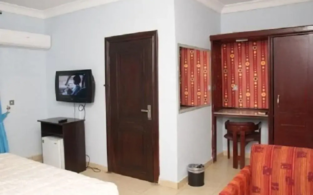 Conference Hotel and Suites