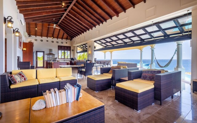 Cliff Villa