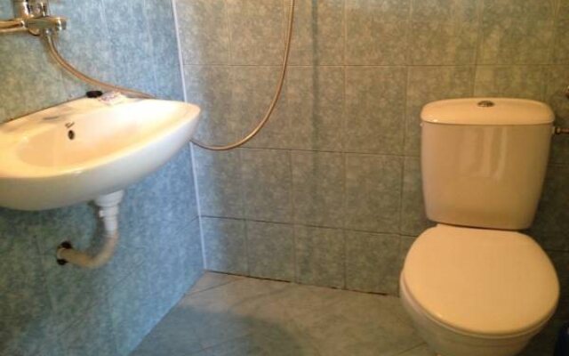 Kazlarov Guest House