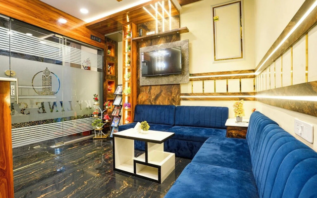 Fabhotel Skyline Suite