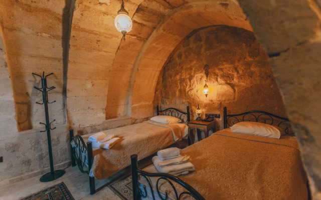 Zula Cave House