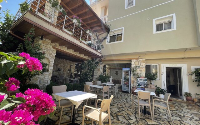 Arial Penthouse Suites
