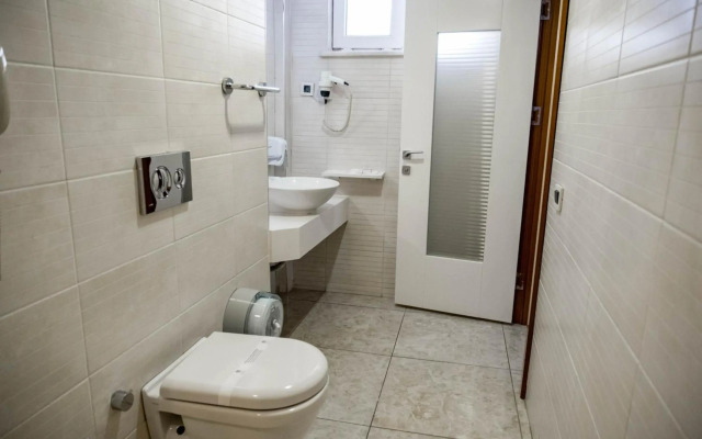 Selcuk Hotel